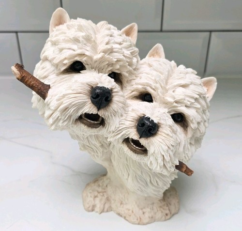 Bust pair west highland - bust,