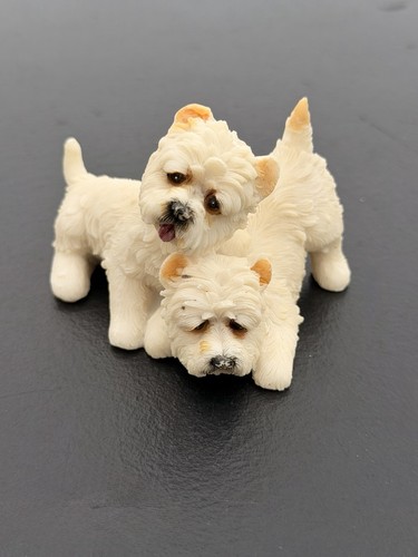 Vintage resin figurine pair - resin,